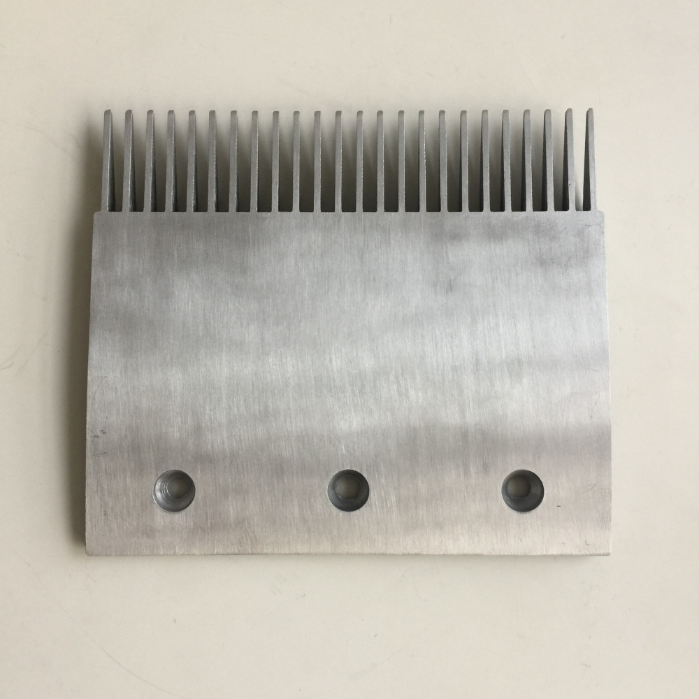 蒂森人行道铝合金梳齿板 203x177x138 (3).jpg