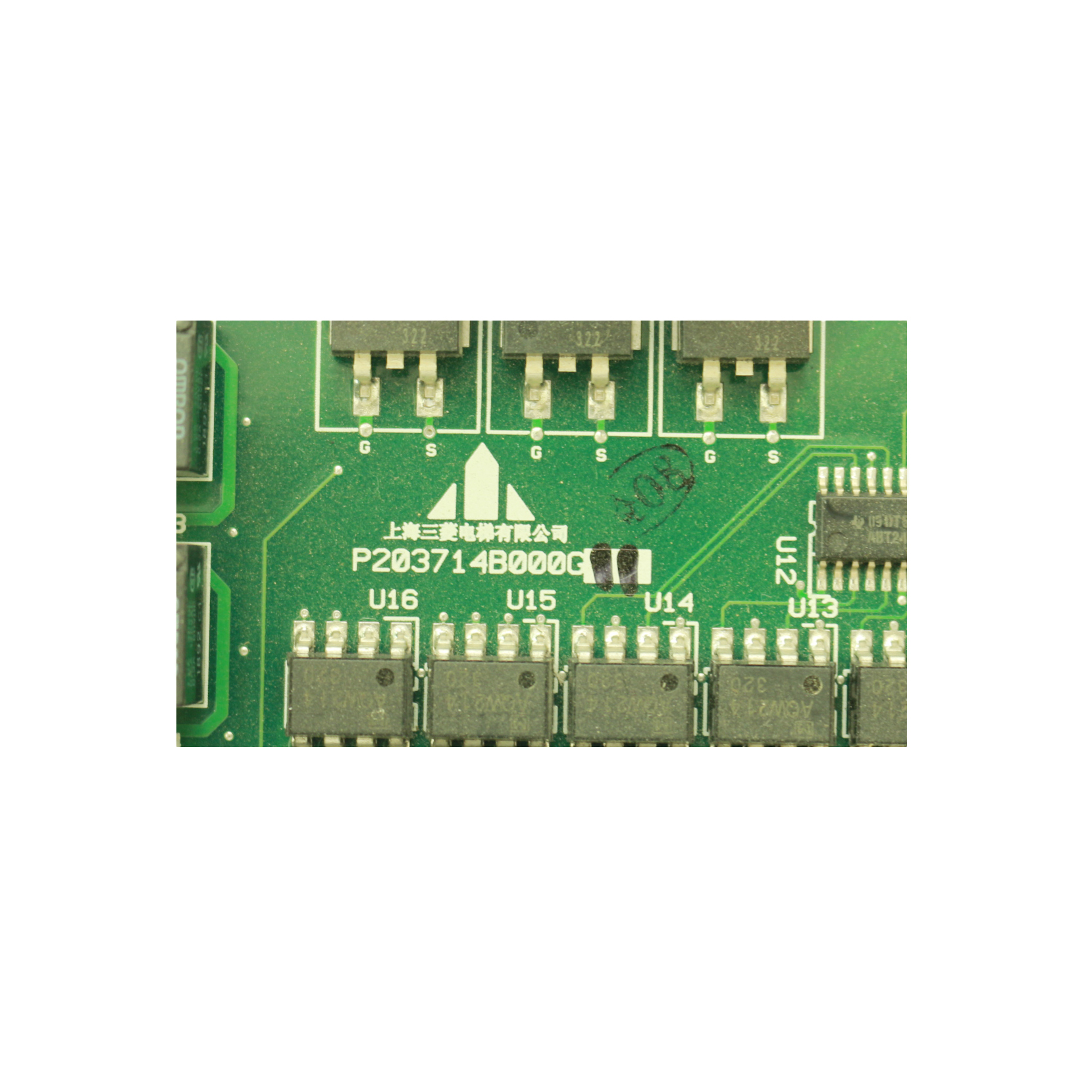 P203714B000G11--(4).jpg P203714B000G11--(4).jpg