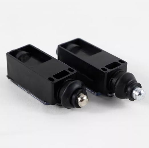 UKS开关1.png UKS开关1.png